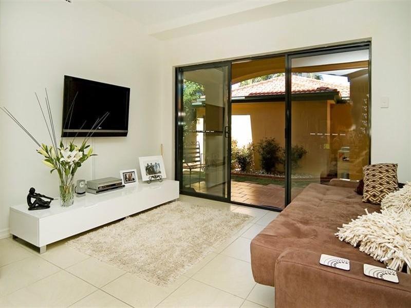 3246 The Palladian Drive, Hope Island QLD 4212