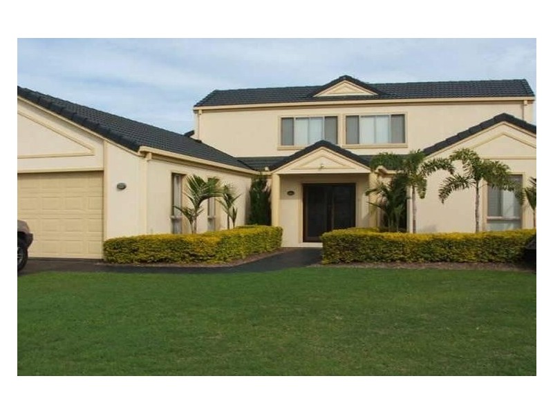 39 Saltwater Terrace, Helensvale QLD 4212