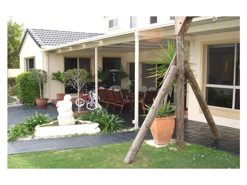 39 Saltwater Terrace, Helensvale QLD 4212