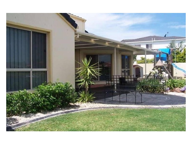 39 Saltwater Terrace, Helensvale QLD 4212