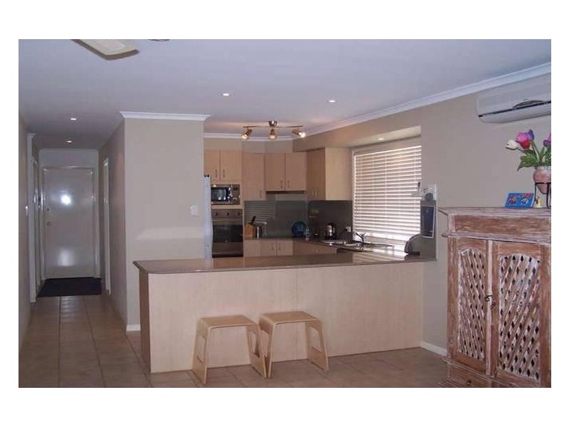 39 Saltwater Terrace, Helensvale QLD 4212