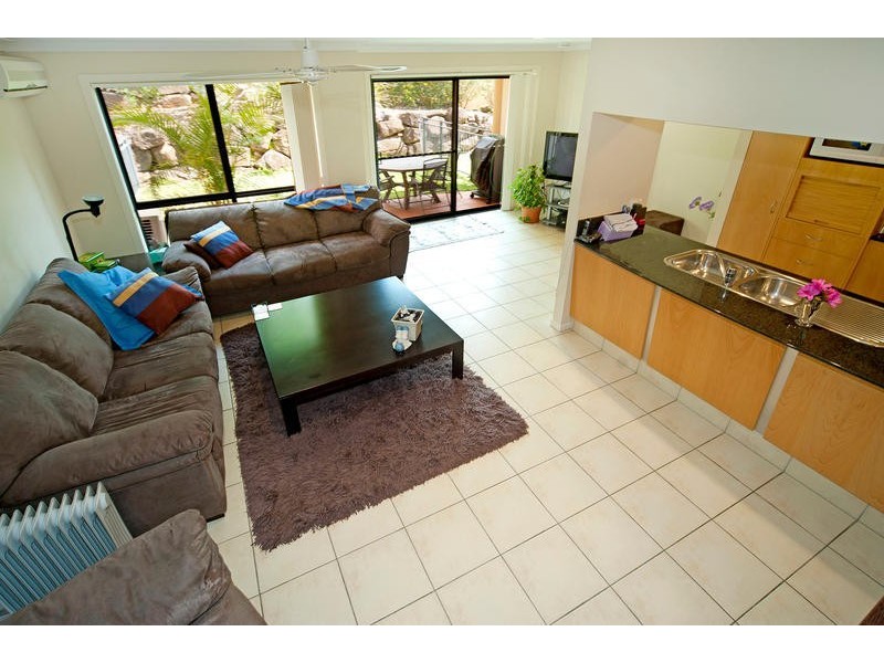 85 Palm Meadows Drive, Carrara QLD 4211