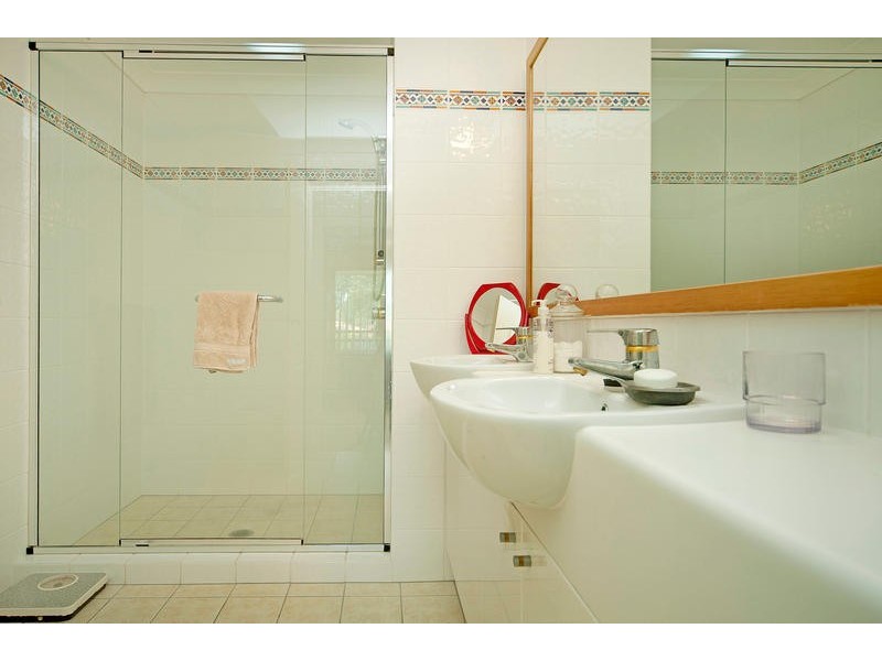 85 Palm Meadows Drive, Carrara QLD 4211