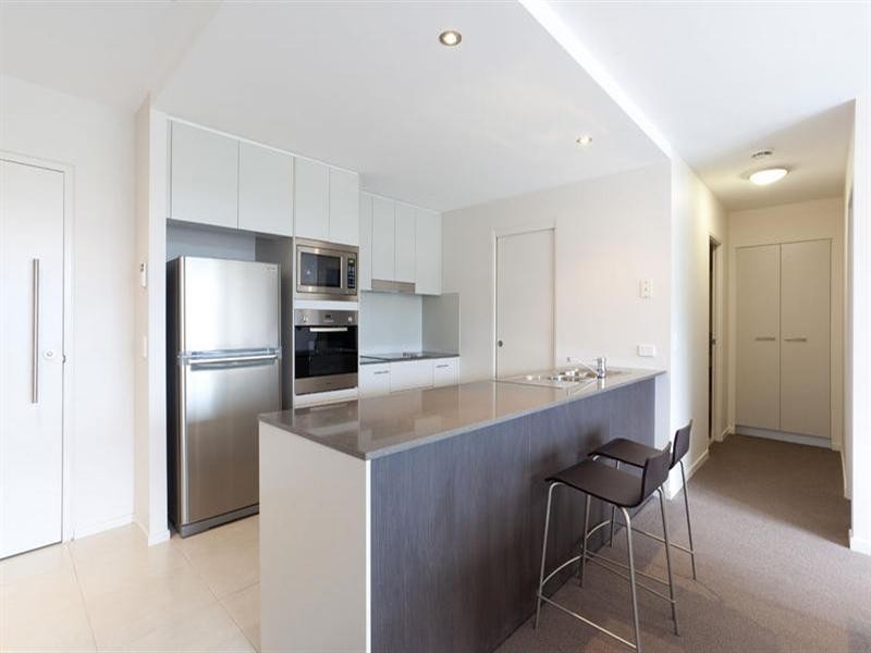 2407 2 Activa Way, Hope Island QLD 4212