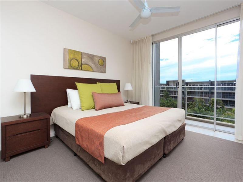 2407 2 Activa Way, Hope Island QLD 4212