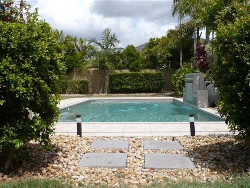 7 Calmwater Crescent, Hope Island QLD 4212