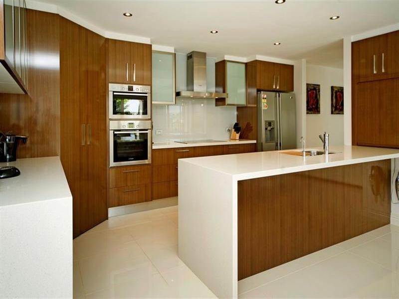 1663 Riverdale Drive, Hope Island QLD 4212
