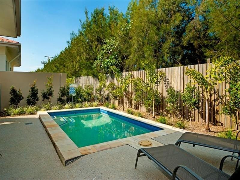 9131 Peter Senior Drive, Hope Island QLD 4212