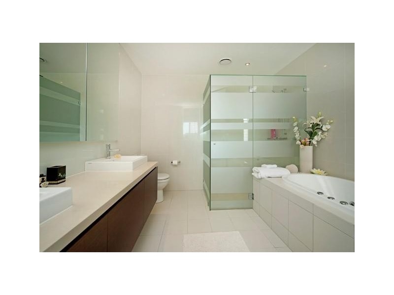 7520 Springfield Drive, Hope Island QLD 4212