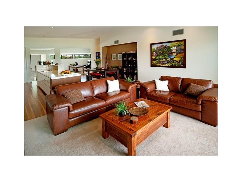 7520 Springfield Drive, Hope Island QLD 4212