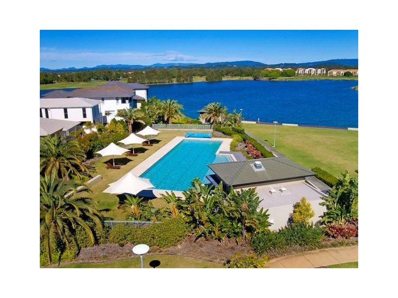 7520 Springfield Drive, Hope Island QLD 4212