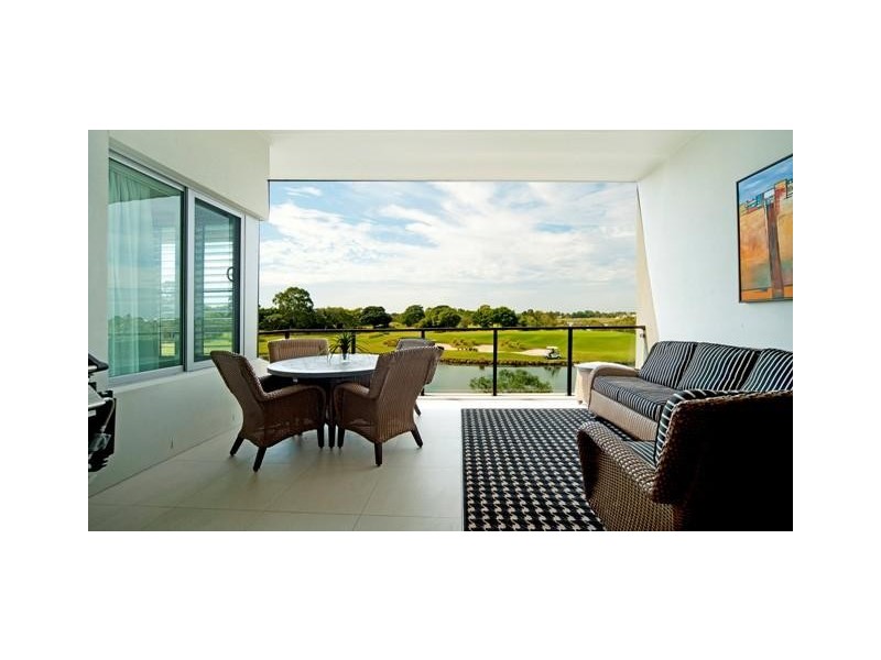 7520 Springfield Drive, Hope Island QLD 4212