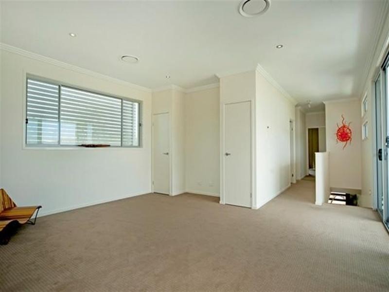 20 Fleetwood Court, Helensvale QLD 4212