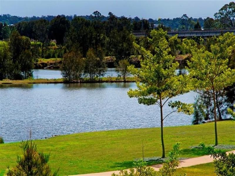 20 Fleetwood Court, Helensvale QLD 4212