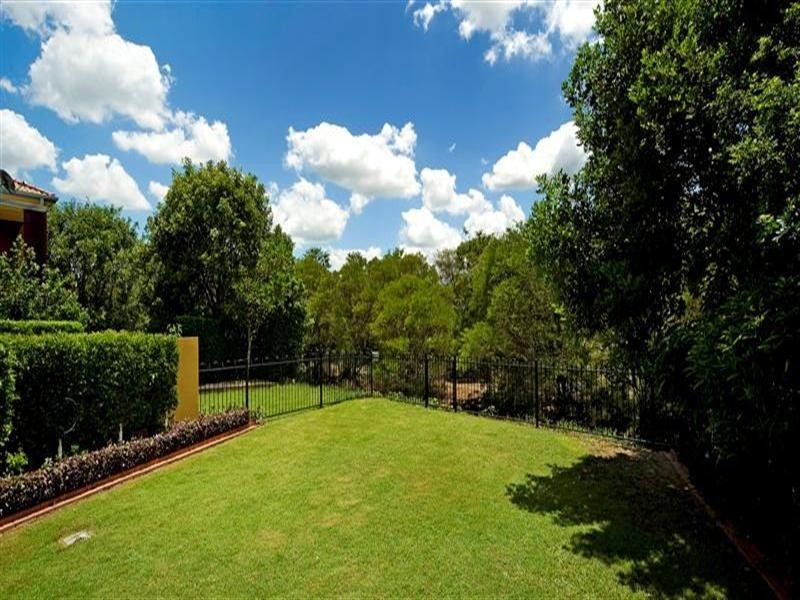 3258 The Palladian Drive, Hope Island QLD 4212