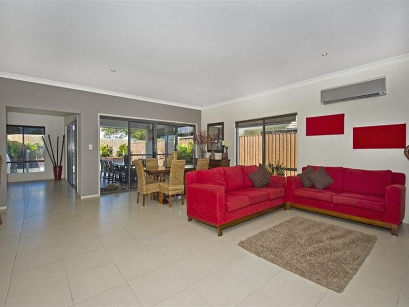 14 Marlow Street, Oxenford QLD 4210