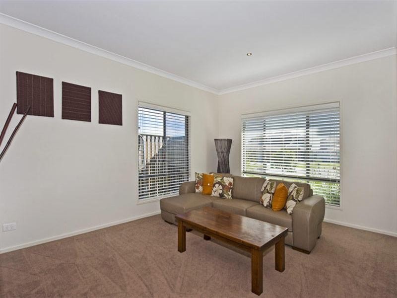 14 Marlow Street, Oxenford QLD 4210