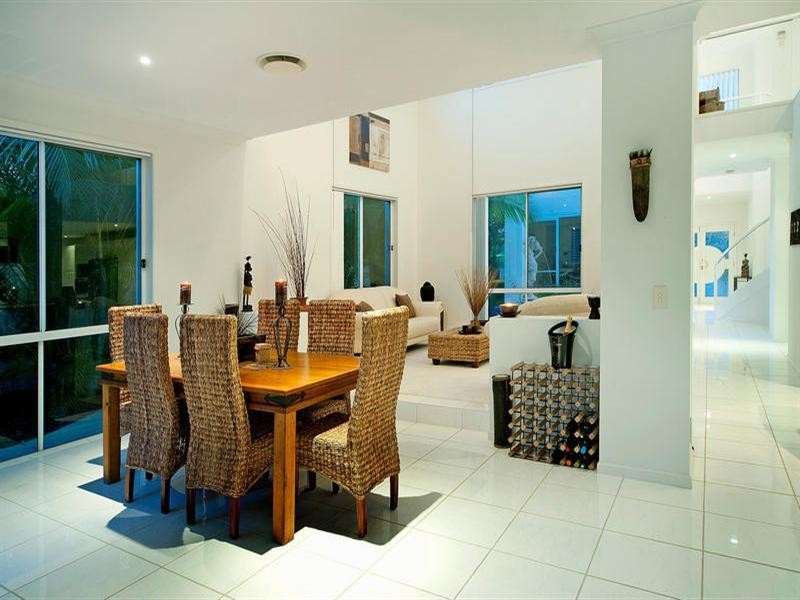 54 The Peninsula, Helensvale QLD 4212