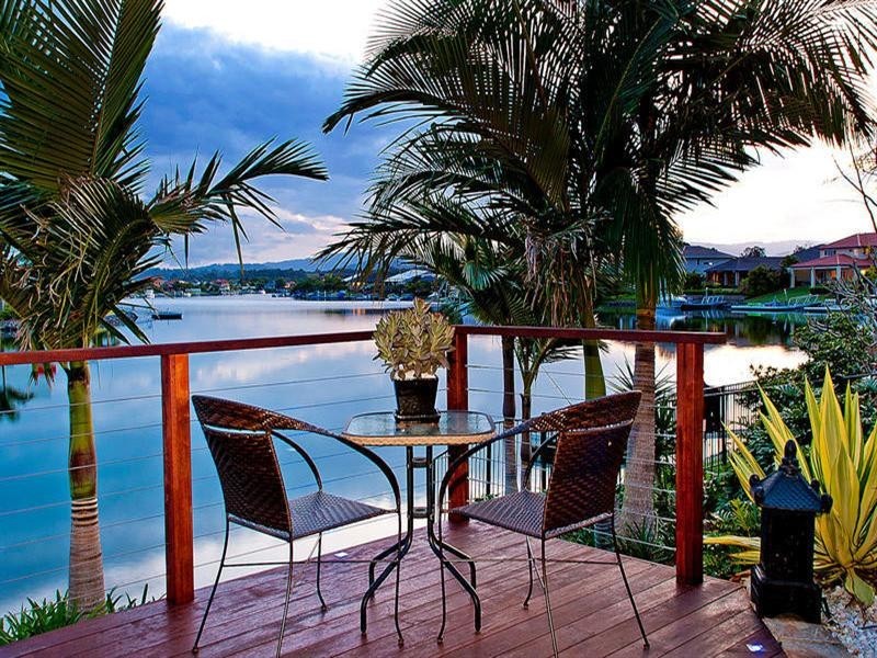 54 The Peninsula, Helensvale QLD 4212