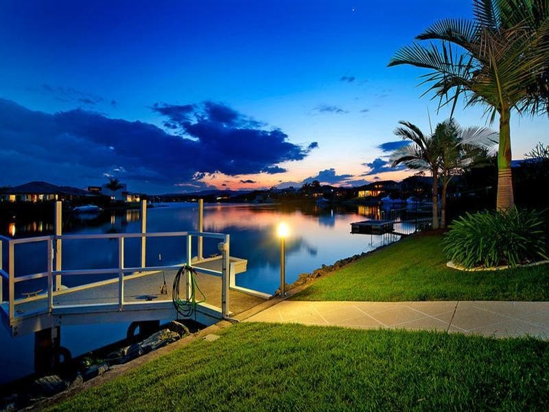 54 The Peninsula, Helensvale QLD 4212