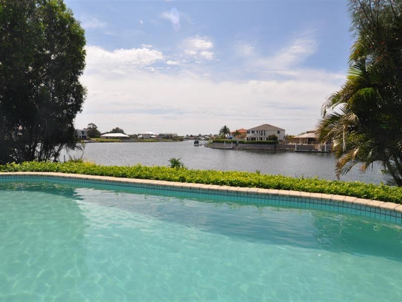 88 Monterey Keys Drive, Helensvale QLD 4212