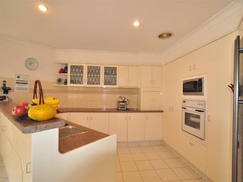 88 Monterey Keys Drive, Helensvale QLD 4212