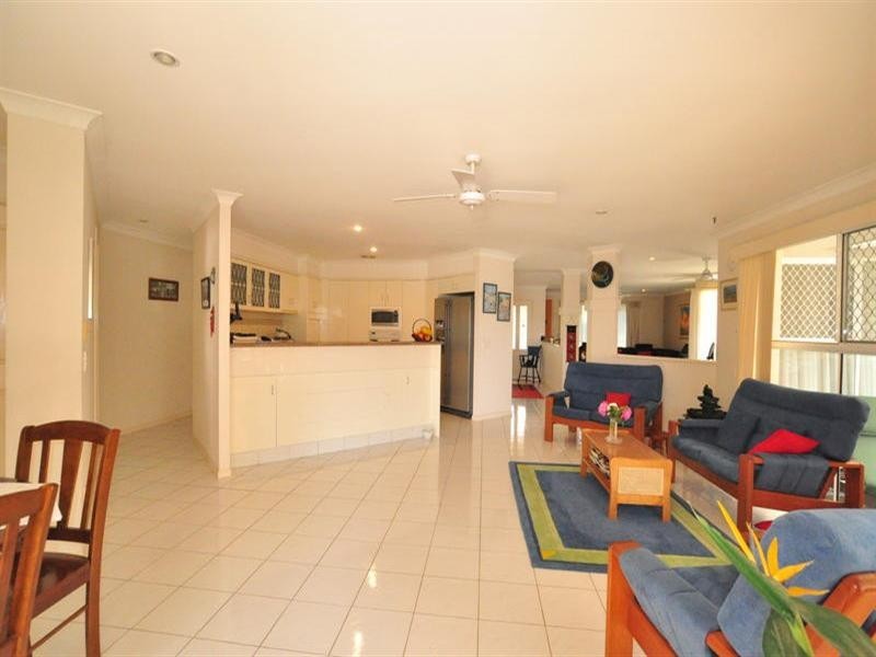 88 Monterey Keys Drive, Helensvale QLD 4212