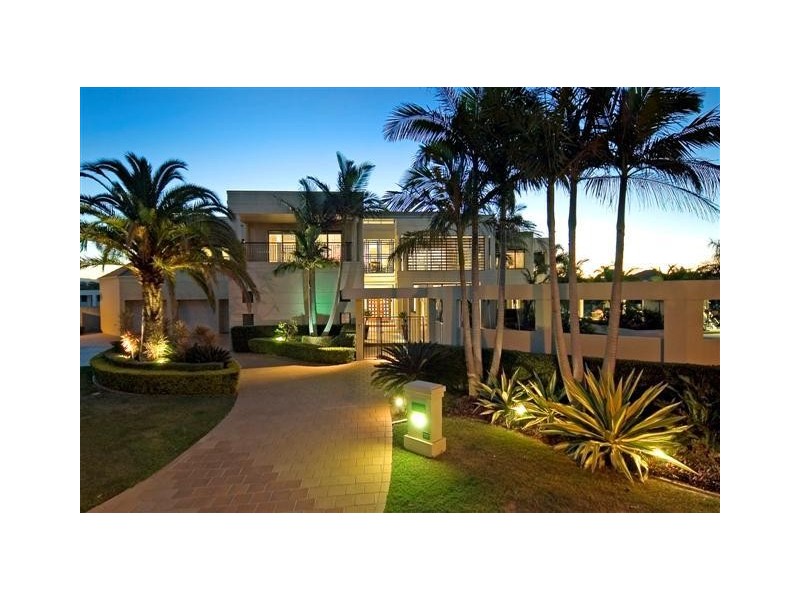 1133 Beechwood Drive, Hope Island QLD 4212