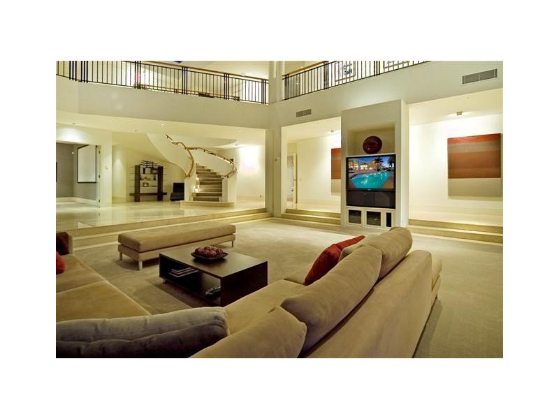 1133 Beechwood Drive, Hope Island QLD 4212