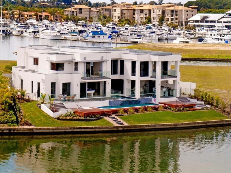 2217 Taromeo Court, Hope Island QLD 4212