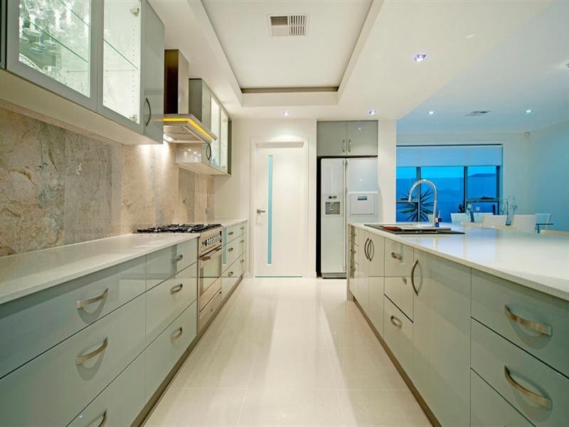 2217 Taromeo Court, Hope Island QLD 4212