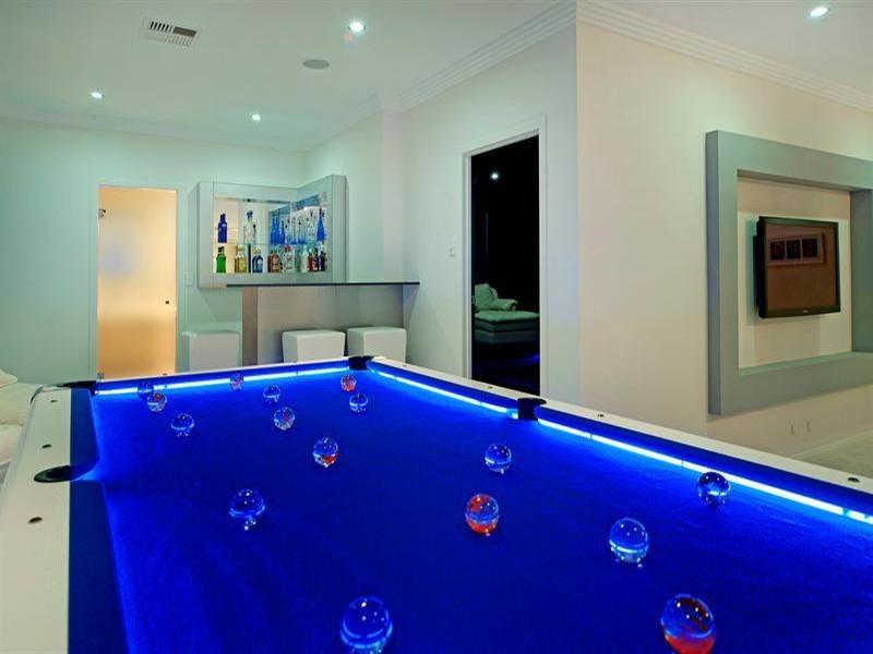 2217 Taromeo Court, Hope Island QLD 4212