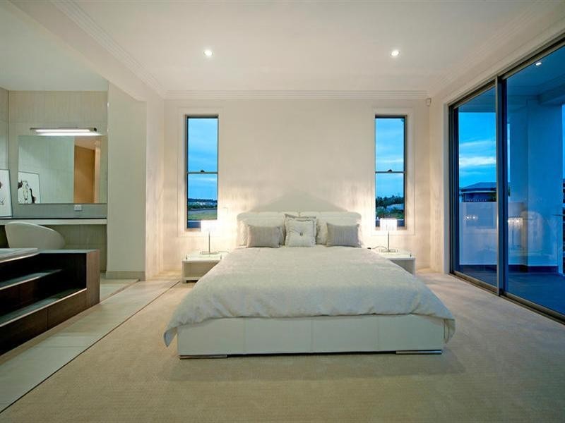 2217 Taromeo Court, Hope Island QLD 4212