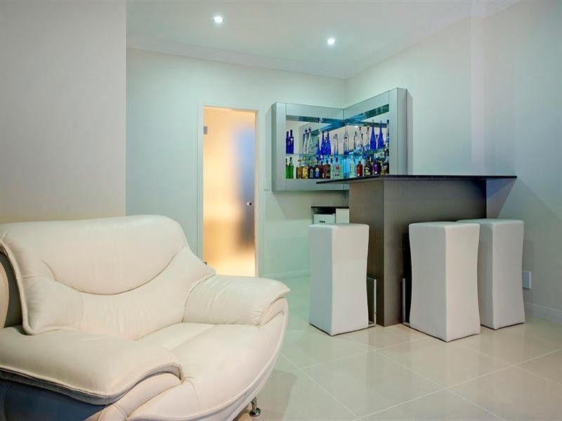 2217 Taromeo Court, Hope Island QLD 4212