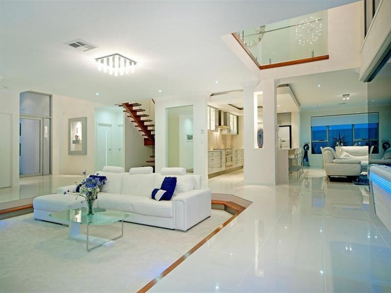 2217 Taromeo Court, Hope Island QLD 4212