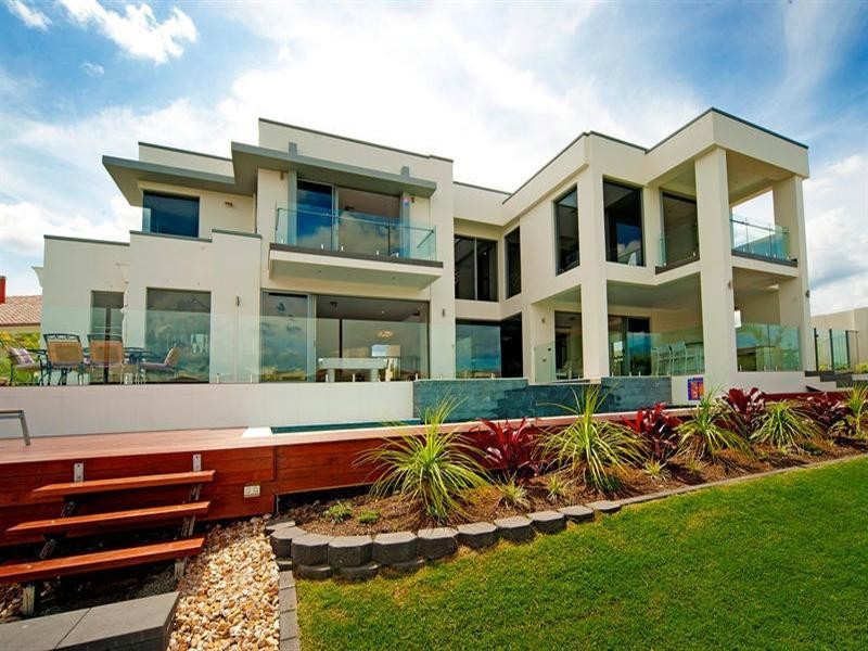 2217 Taromeo Court, Hope Island QLD 4212