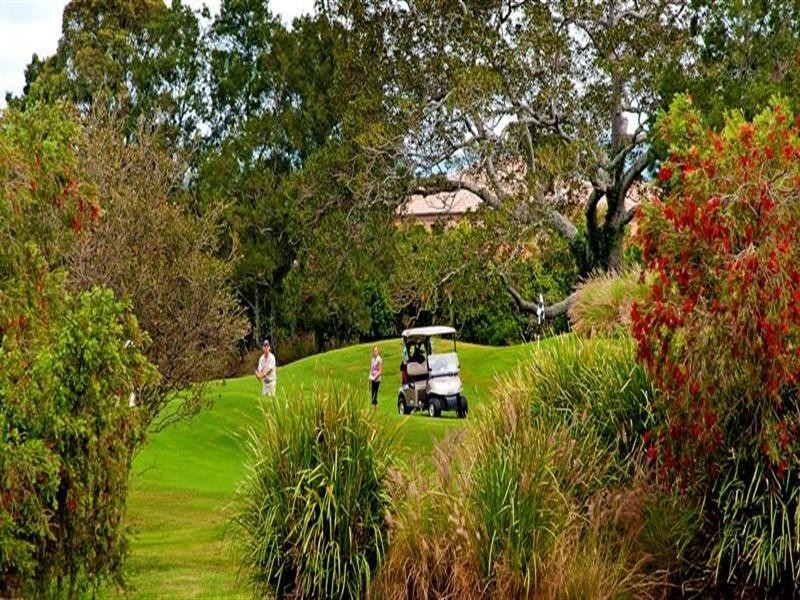 3188 Riverleigh Drive, Hope Island QLD 4212