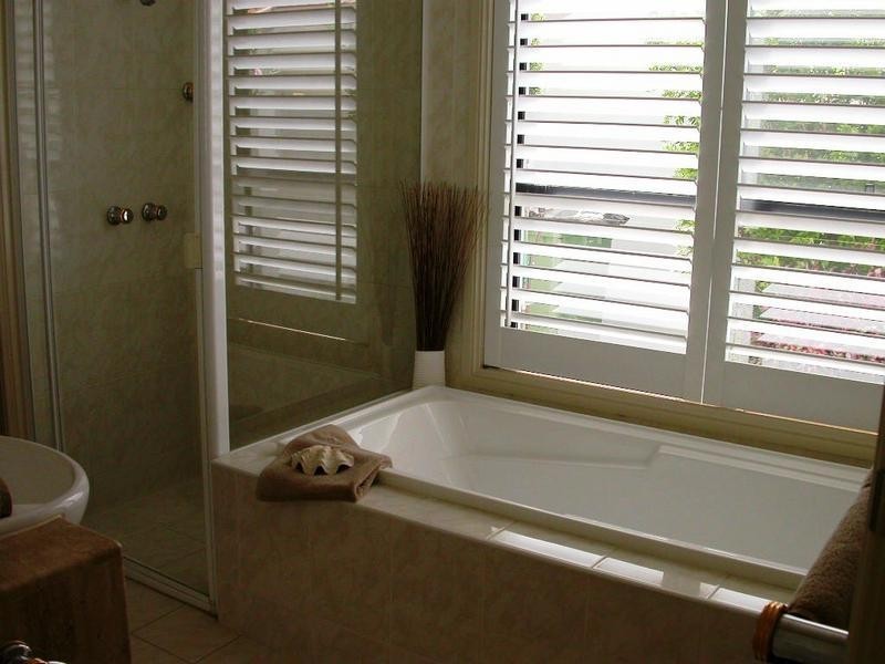 3188 Riverleigh Drive, Hope Island QLD 4212