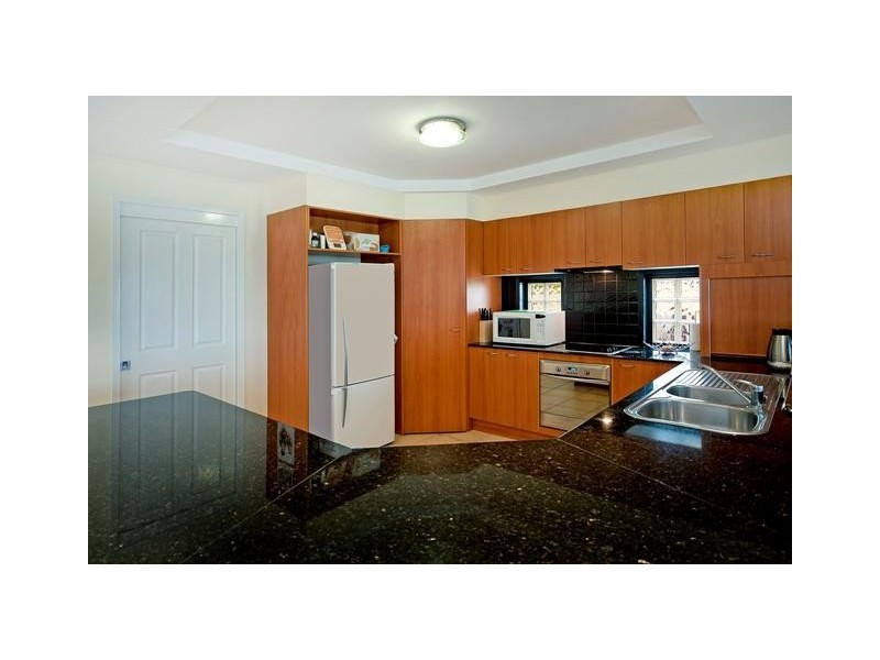 56 The Peninsula, Helensvale QLD 4212