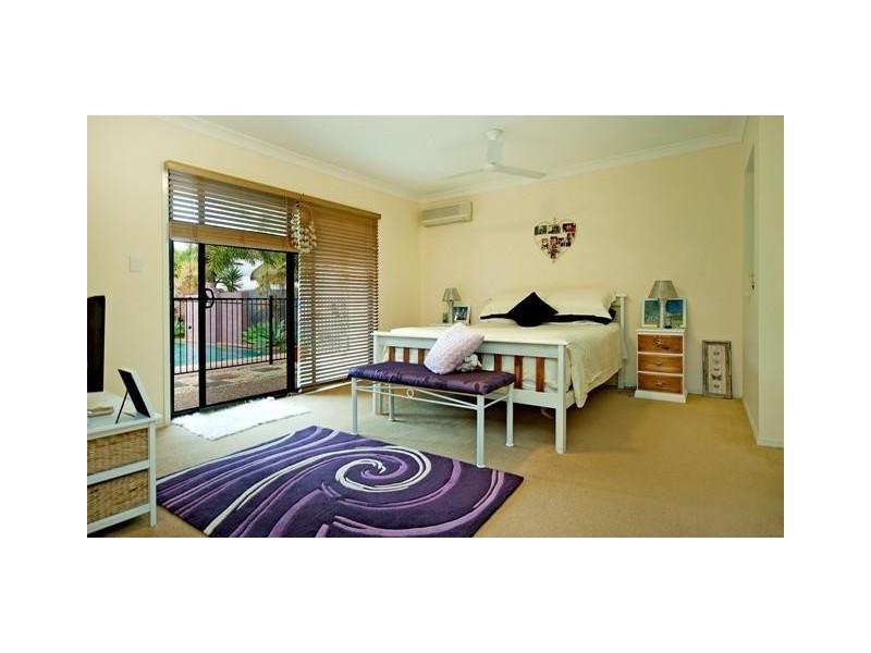 56 The Peninsula, Helensvale QLD 4212