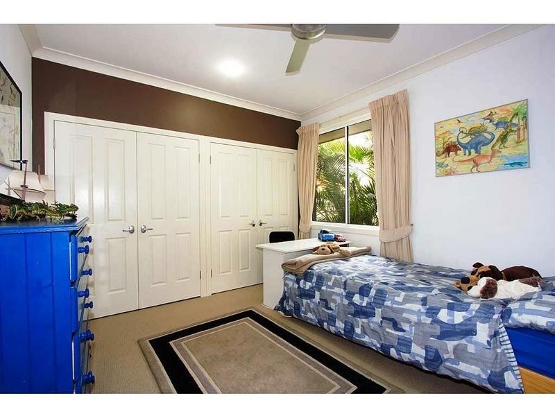 22a Champagne Boulevard, Hope Island QLD 4212