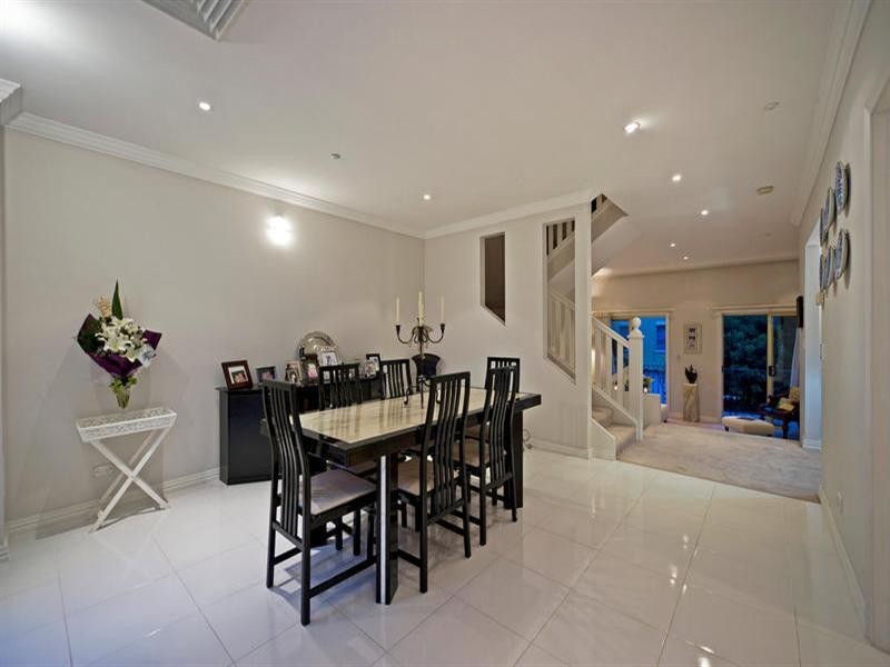 6/14 Pendraat Parade, Hope Island QLD 4212