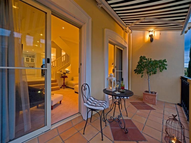 6/14 Pendraat Parade, Hope Island QLD 4212