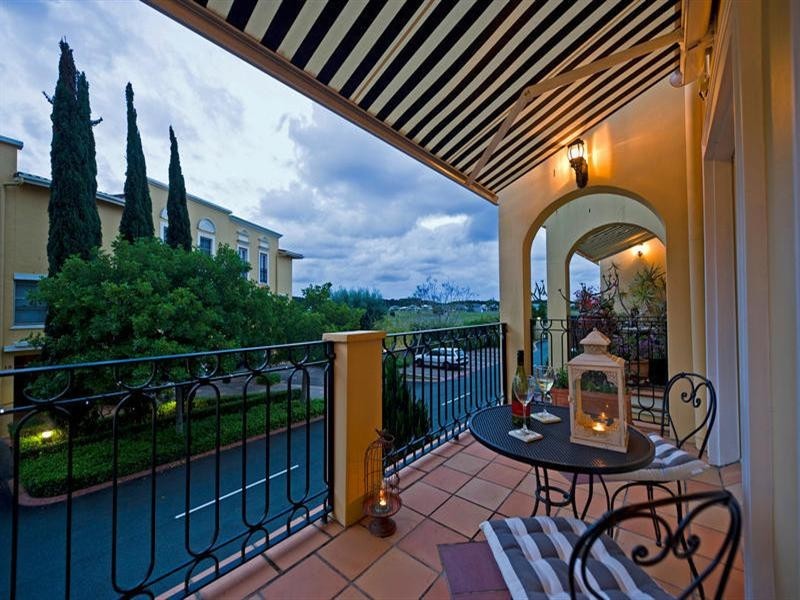 6/14 Pendraat Parade, Hope Island QLD 4212