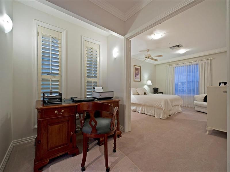 6/14 Pendraat Parade, Hope Island QLD 4212