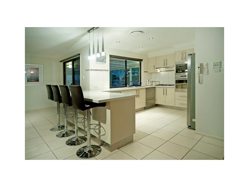 22 Eastern Court, Helensvale QLD 4212