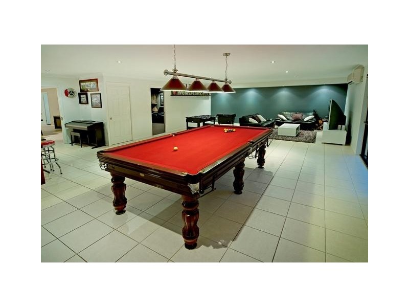 22 Eastern Court, Helensvale QLD 4212