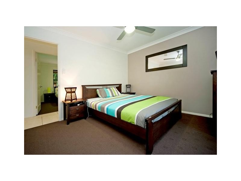 22 Eastern Court, Helensvale QLD 4212