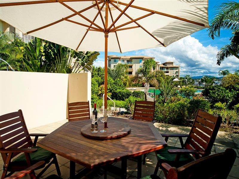 1716 Rialto Quays Drive, Stillwater Apartments, Hope Island QLD 4212