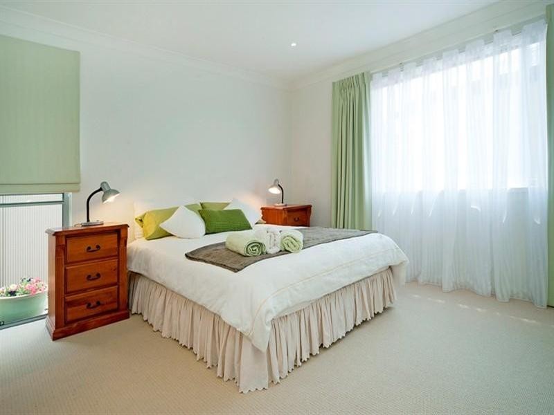 42/1 Halcyon Waters, Hope Island QLD 4212
